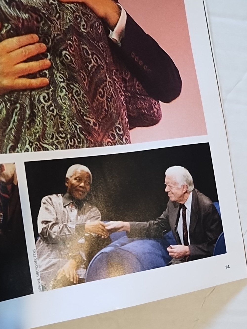 Life Commemorative Nelson Mandela Magazine - Black & White Cover - Picture 6 of 6